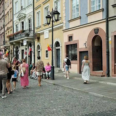 Chic - Old Town -cel2 Warsaw
