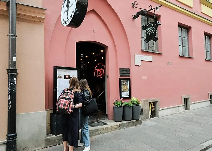 Chic - Old Town -cel2 Varsovia